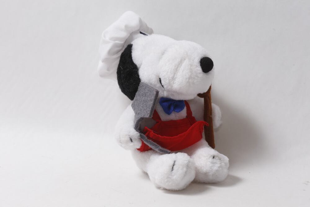Peanuts Snoopy Chef Cook Plush Collectible Stuffed Animal ~ 260907-WH 351